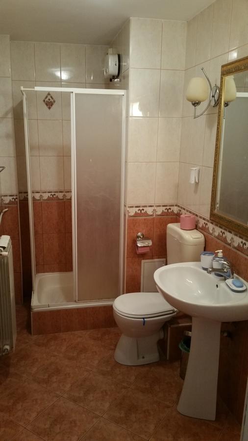 3 Rooms Panoramic Boekarest Buitenkant foto