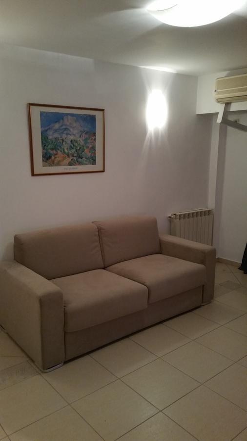 3 Rooms Panoramic Boekarest Buitenkant foto